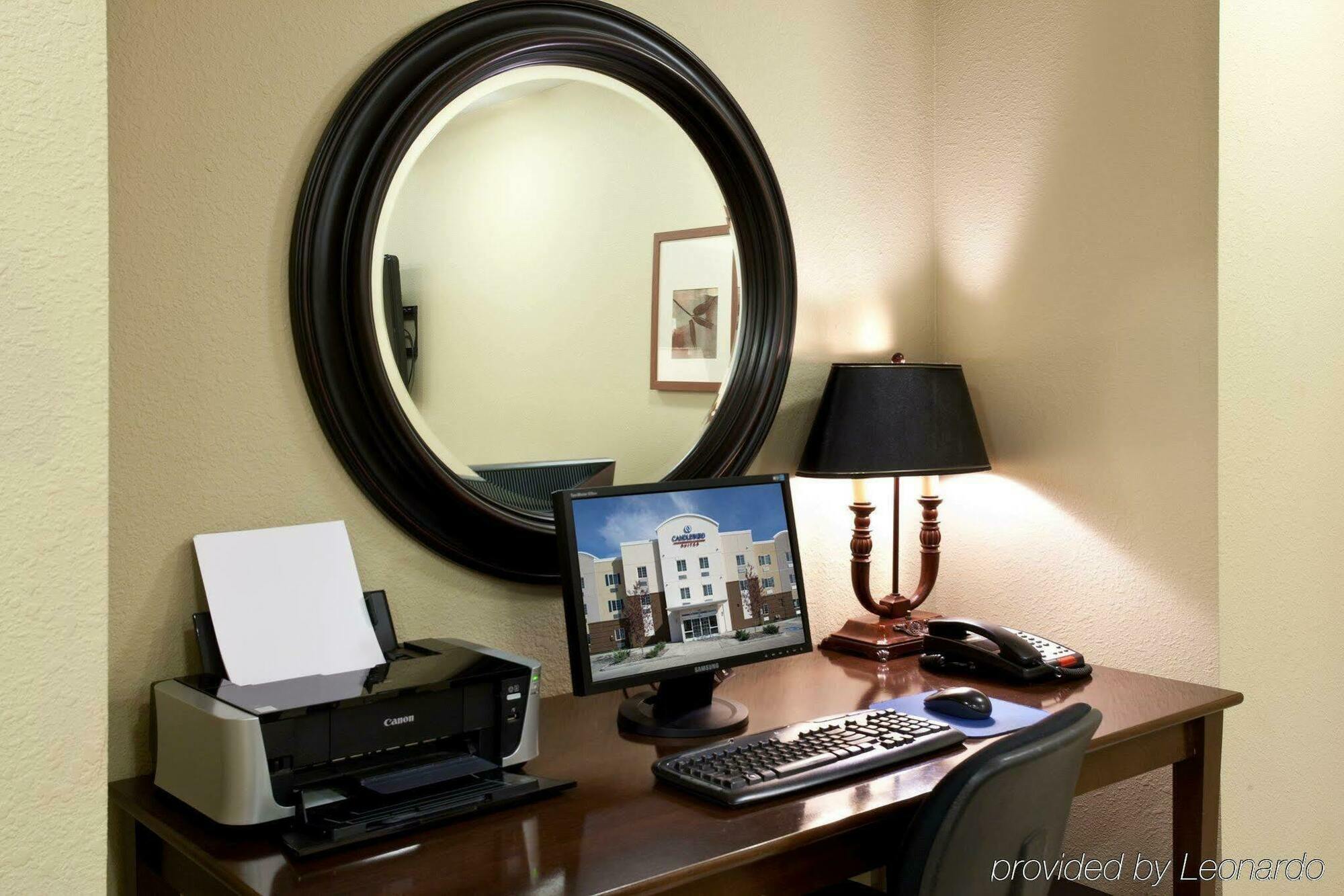 แคนเดิลวูด สวีท เชอริแดน Hotel เชอริเดน ภายนอก รูปภาพ